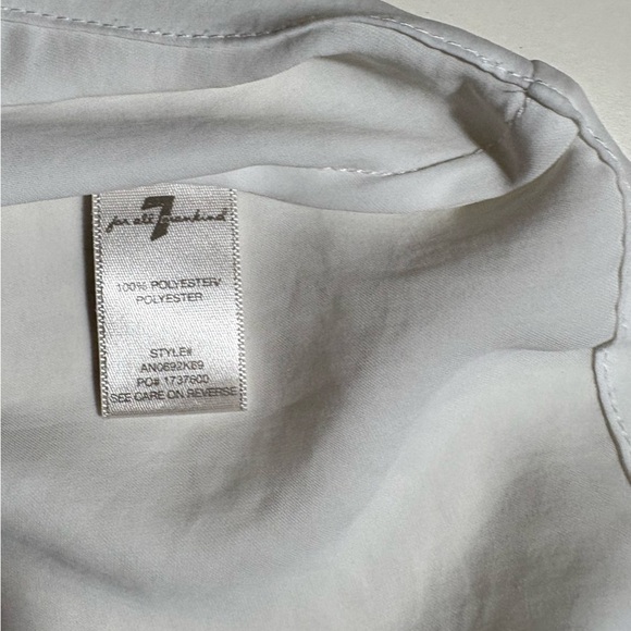 7 For All Mankind Elegant White Blouse with Gathered Sleeves - Picture 3 of 4